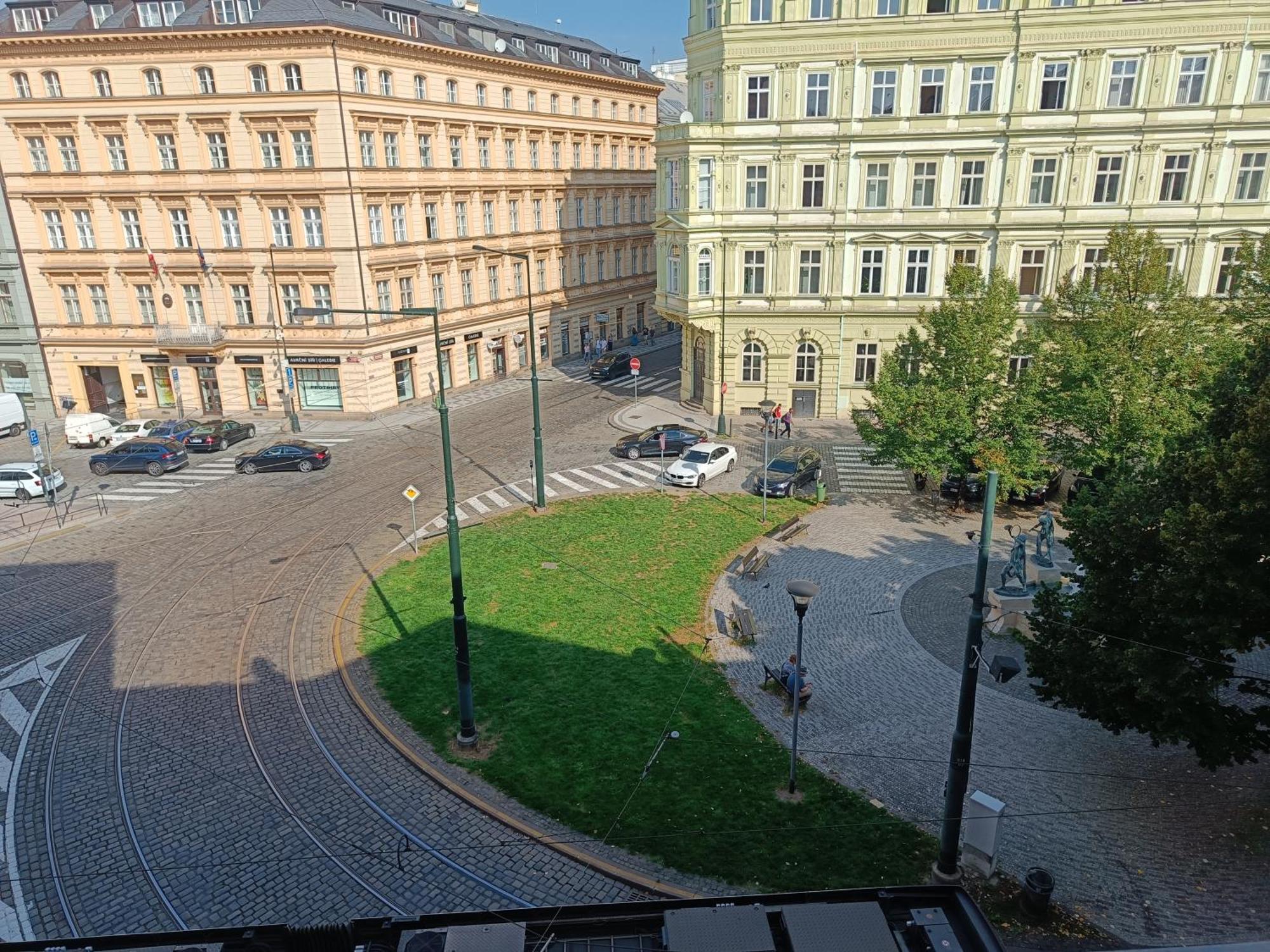 Hotel Zlata Vaha Prague Exterior photo